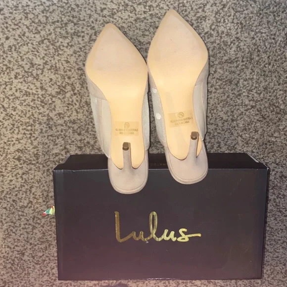 Lulus  Tristan Shoe - Picture 3 of 3